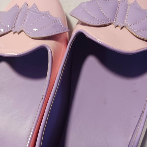 STRANGE CLVT Bat Shoes Flats Slip Ons Womens Size 11 - Picture 8 of 8